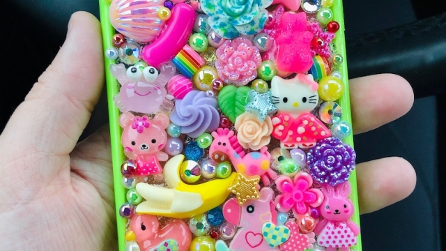 UK Exclusive: Discover the Most Unique iPhone Cases to Style Your Phone!